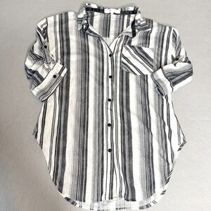 Eden & Olivia‎ White Gray Striped Button Down Shirt
